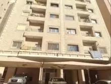 شقة للبيع في الفروانية