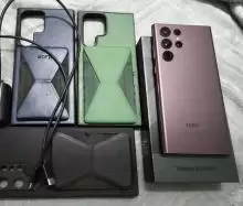 Galaxy S 22 ULTRA: 12/256. NEAT