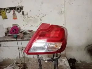 صيانة وتعديل فوانيس السيارات