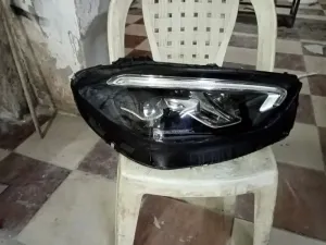 صيانة وتعديل فوانيس السيارات