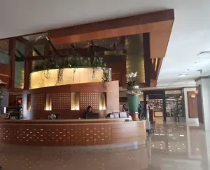 وظائف طبية و تمريضية في مستشفى رويال حياة الفاخر في الكويت وبرواتب ممتاز . أطباء . ممرضين . موظفين